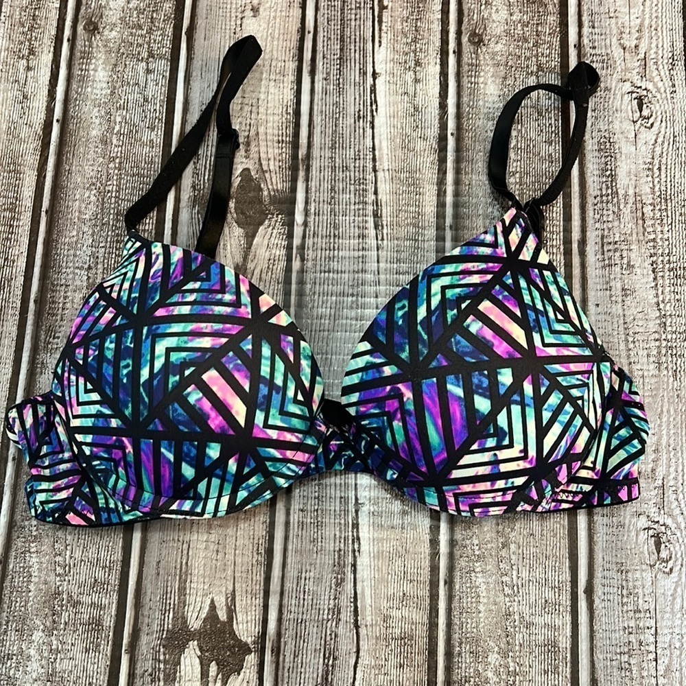PINK by Victoria’s Secret Neon Geometric T-shirt Bra size 34A